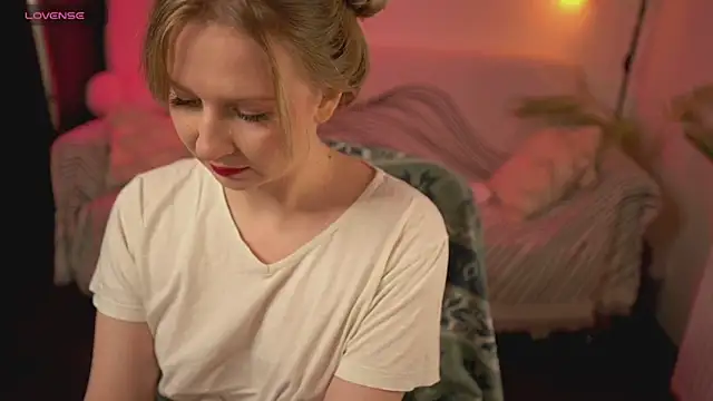 Snapshot of _Killer_Smile_ chatting on January 30, 1:31 pm Killer Smile online show from January 30, 1:31 pm