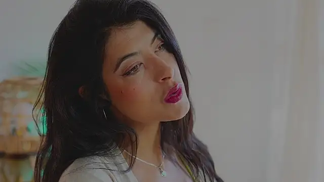 Snapshot of anabelcurvy chatting on November 10, 2:16 pm anabelcurvy online show from November 10, 2:16 pm