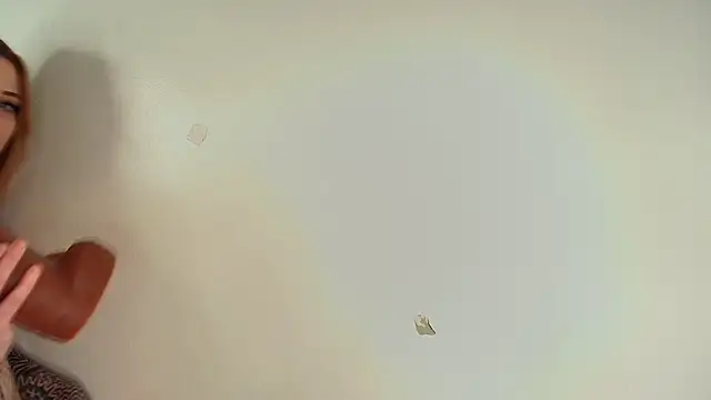 lil shouty bitch online show from December 13, 2:49 pm