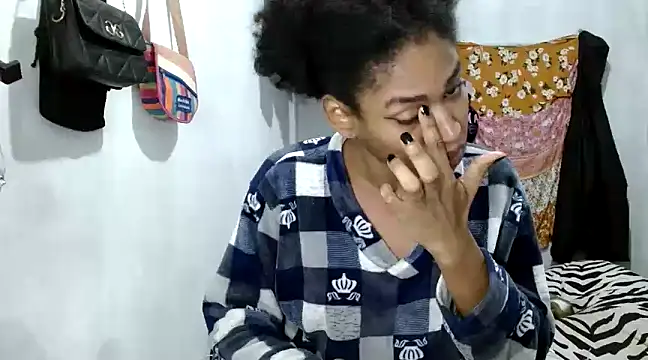 angelamarie1 online show from March 13, 11:08 am