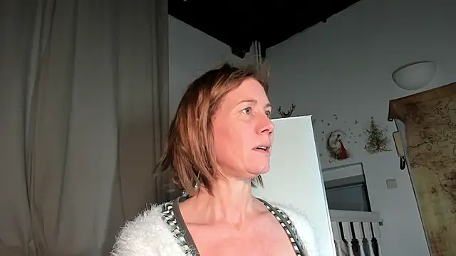 Lola Belgium online show from February 5, 4:36 pm