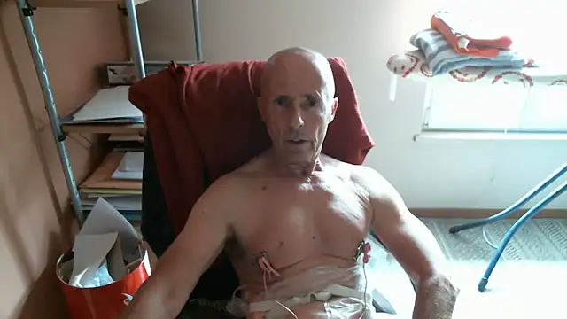 olibrius71 online show from April 10, 2:22 pm