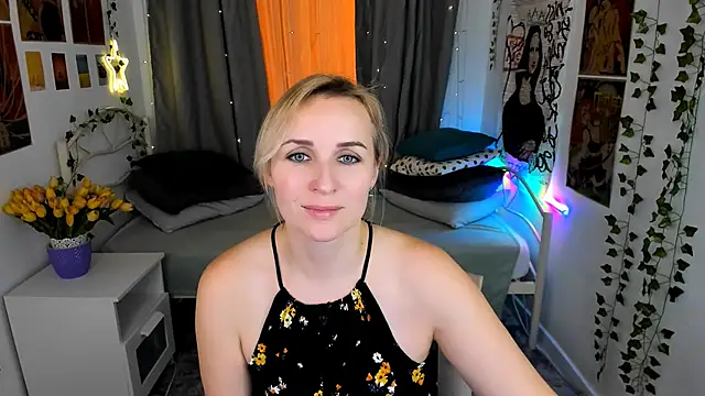 Karinella x online show from March 2, 9:11 pm