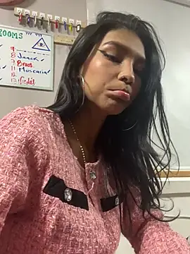 LauraAristizabal online show from January 26, 4:20 pm