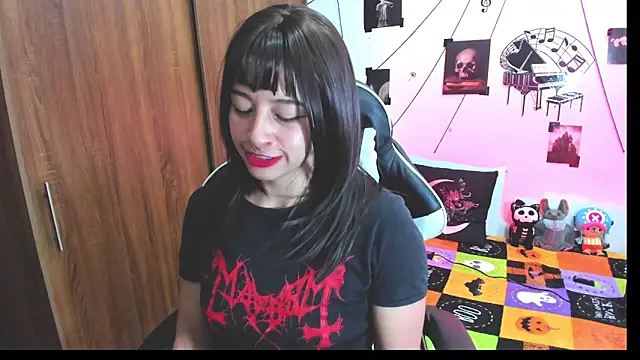 Snapshot of yunkodolly666 chatting on November 29, 8:12 pm yunkodolly666 online show from November 29, 8:12 pm