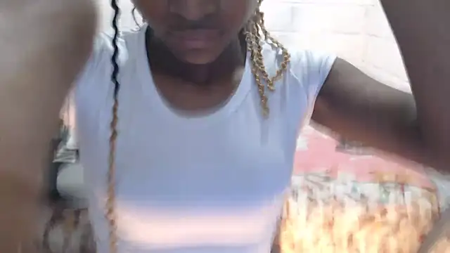 sexyjustin202 online show from January 8, 11:19 pm