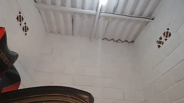 sexyjustin202 online show from January 19, 1:10 am