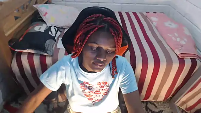 sexyjustin202 online show from January 29, 5:51 am