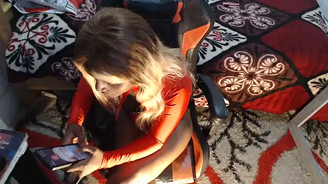 sexyjustin202 online show from March 1, 12:50 am