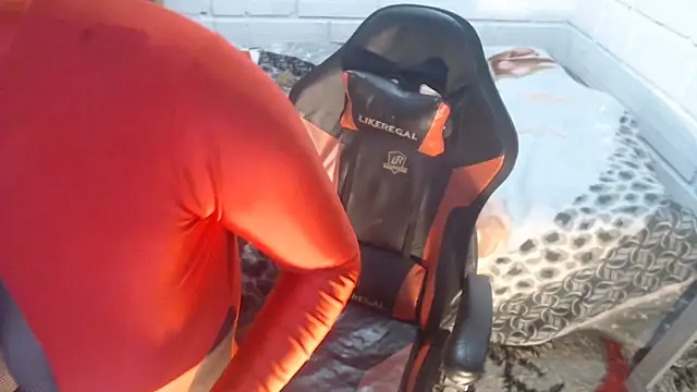 sexyjustin202 online show from October 1, 10:38 pm