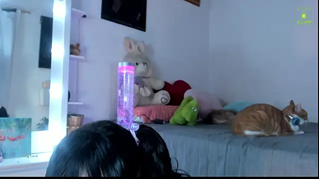 Snapshot of miaa-lee chatting on November 15, 3:48 am miaa-lee online show from November 15, 3:48 am