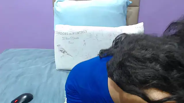 Snapshot of PeachAss4UU chatting on October 16, 5:30 am PeachAss4UU online show from October 16, 5:30 am