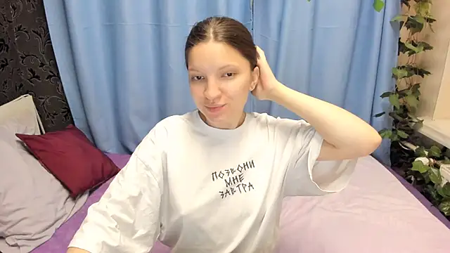 MelaniGrand online show from September 9, 8:36 am