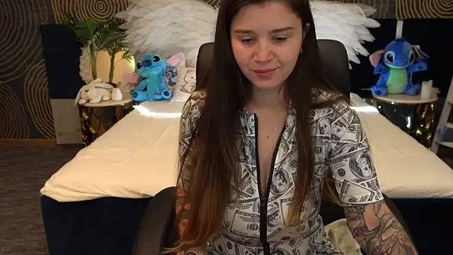 AmellyMilly online show from October 19, 5:30 am