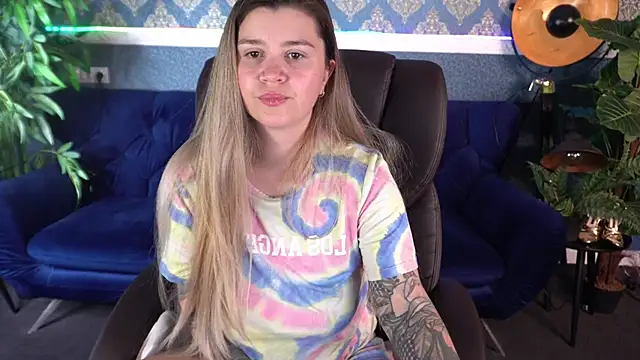 AmellyMilly online show from November 16, 8:03 pm