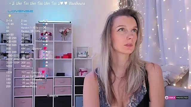 Karamelsw  online show from February 6, 11:58 pm