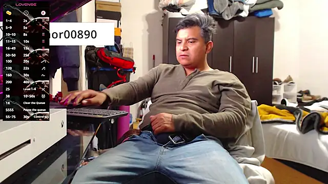 thor000089 online show from March 24, 4:39 am