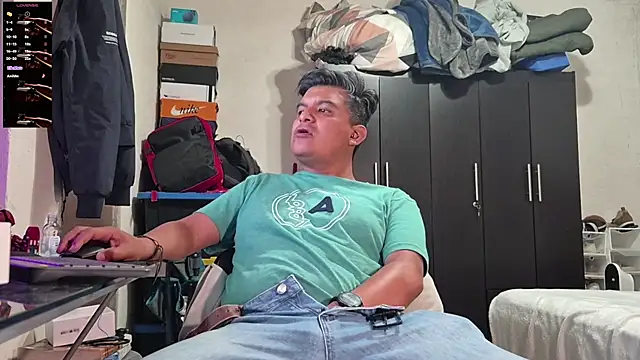 thor000089 online show from March 26, 4:29 am