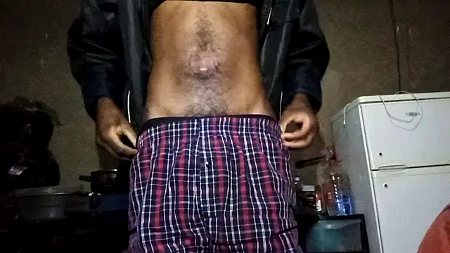 Snapshot of clintsix chatting on November 14, 10:40 pm clintsix online show from November 14, 10:40 pm