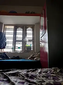 Snapshot of Mallupaiyanaachu chatting on January 14, 3:32 am Mallupaiyanaachu online show from January 14, 3:32 am