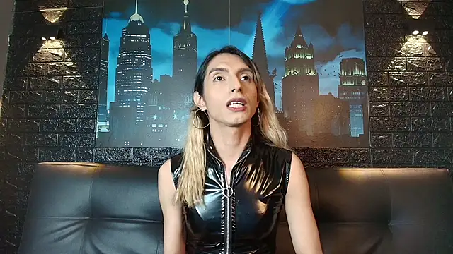 Snapshot of Victoria_Badgal_ chatting on November 13, 9:25 pm Victoria Badgal online show from November 13, 9:25 pm