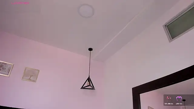 Snapshot of CeliWoods chatting on October 28, 12:09 pm CeliWoods online show from October 28, 12:09 pm