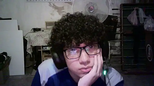 Emv2 online show from March 17, 2:49 am