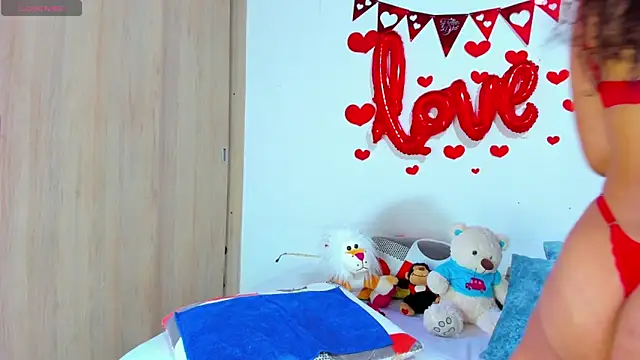 Snapshot of abbyblairs3 chatting on February 14, 1:29 pm abbyblairs3 online show from February 14, 1:29 pm