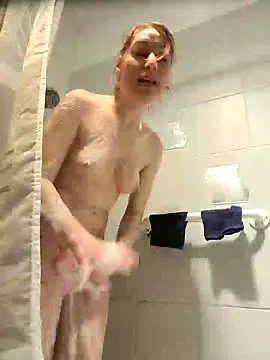 Snapshot of XLisaxx chatting on January 29, 6:18 pm XLisaxx online show from January 29, 6:18 pm