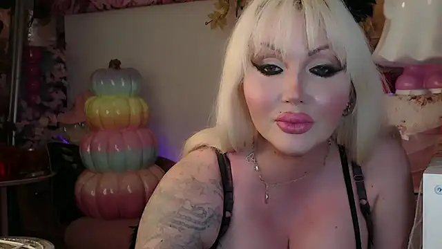 Snapshot of elyink chatting on October 26, 4:46 pm elyink online show from October 26, 4:46 pm