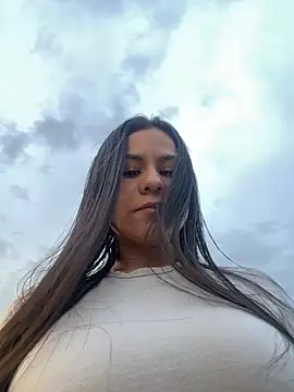 Reggie-Liam online show from January 6, 10:47 pm