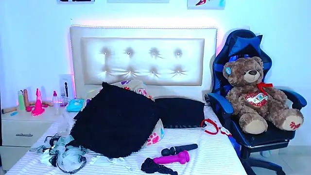 Jenng18 online show from December 25, 10:48 pm