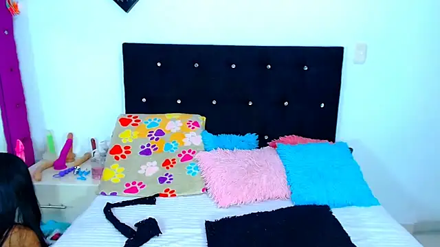 Jenng18 online show from November 9, 5:06 am