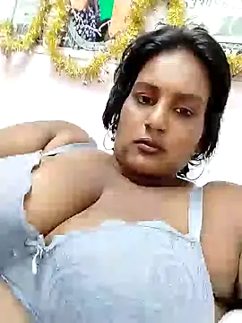 NWC4LYF online show from December 29, 4:19 pm