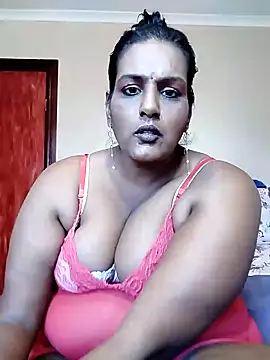 NWC4LYF online show from November 19, 7:52 am