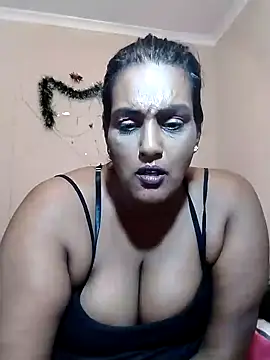 NWC4LYF online show from January 9, 8:32 pm