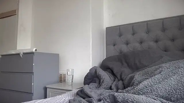 Bustyblondebabe32 online show from February 17, 12:48 pm