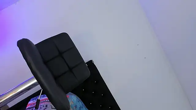 MistressMichell online show from March 3, 1:53 am