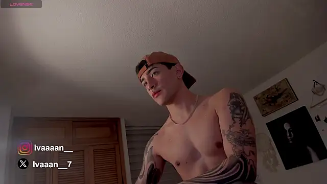 ivaaaan  online show from January 25, 1:21 am