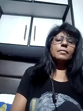 MsAttitude online show from December 10, 5:11 pm