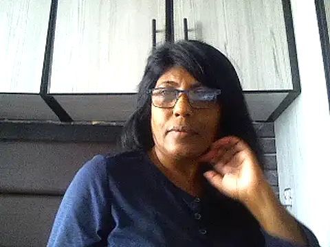 MsAttitude online show from December 17, 8:23 am