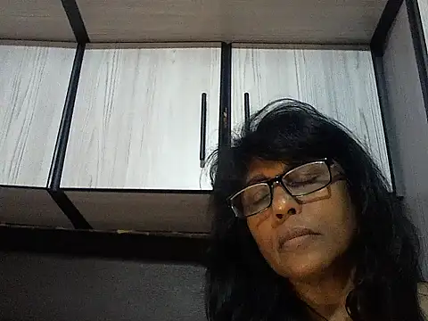 Snapshot of MsAttitude chatting on October 10, 7:07 am MsAttitude online show from October 10, 7:07 am