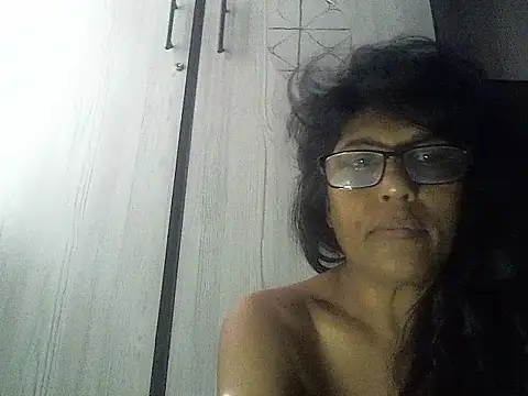 Snapshot of MsAttitude chatting on December 16, 2:11 pm MsAttitude online show from December 16, 2:11 pm