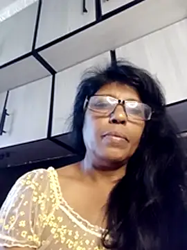 MsAttitude online show from May 24, 9:14 am