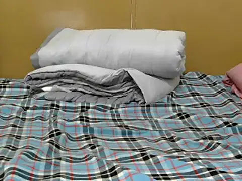 Snapshot of divineass_1 chatting on February 21, 8:04 am divineass 1 online show from February 21, 8:04 am