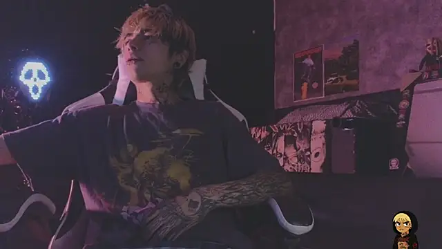 AcidMilo online show from May 3, 3:01 am