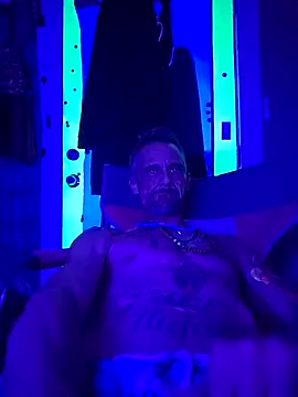 Snapshot of hotnicz10 chatting on October 19, 11:44 am hotnicz10 online show from October 19, 11:44 am