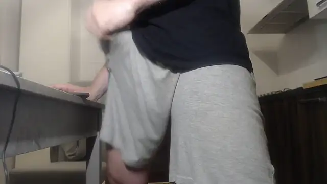 Snapshot of asa92921 chatting on December 8, 8:15 pm asa92921 online show from December 8, 8:15 pm