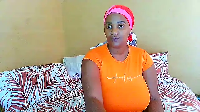 Snapshot of Charlie-Crawford chatting on March 17, 2:23 pm Charlie-Crawford online show from March 17, 2:23 pm