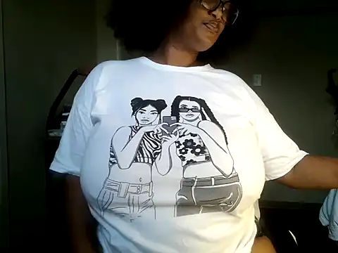 Snapshot of Charlie-Crawford chatting on October 6, 12:57 pm Charlie-Crawford online show from October 6, 12:57 pm